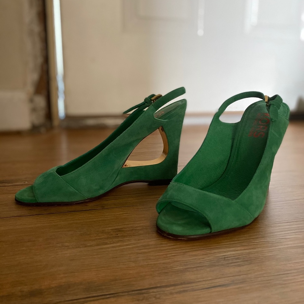 MK wedge heels